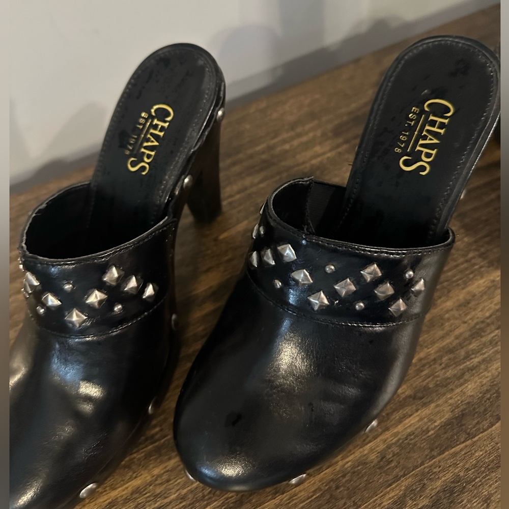 Clogs